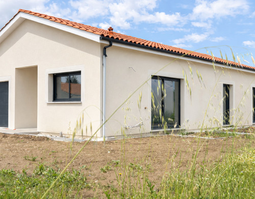 maison  STE BAZEILLE