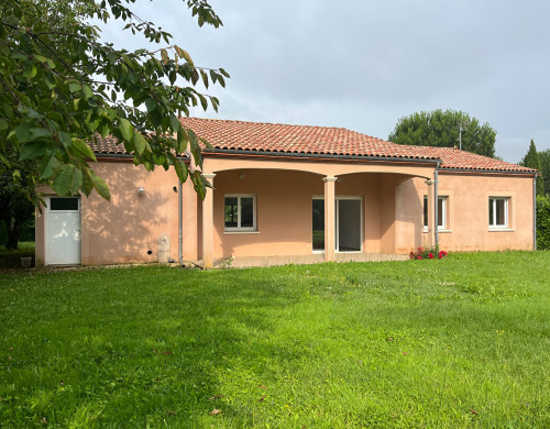 maison  LEDAT